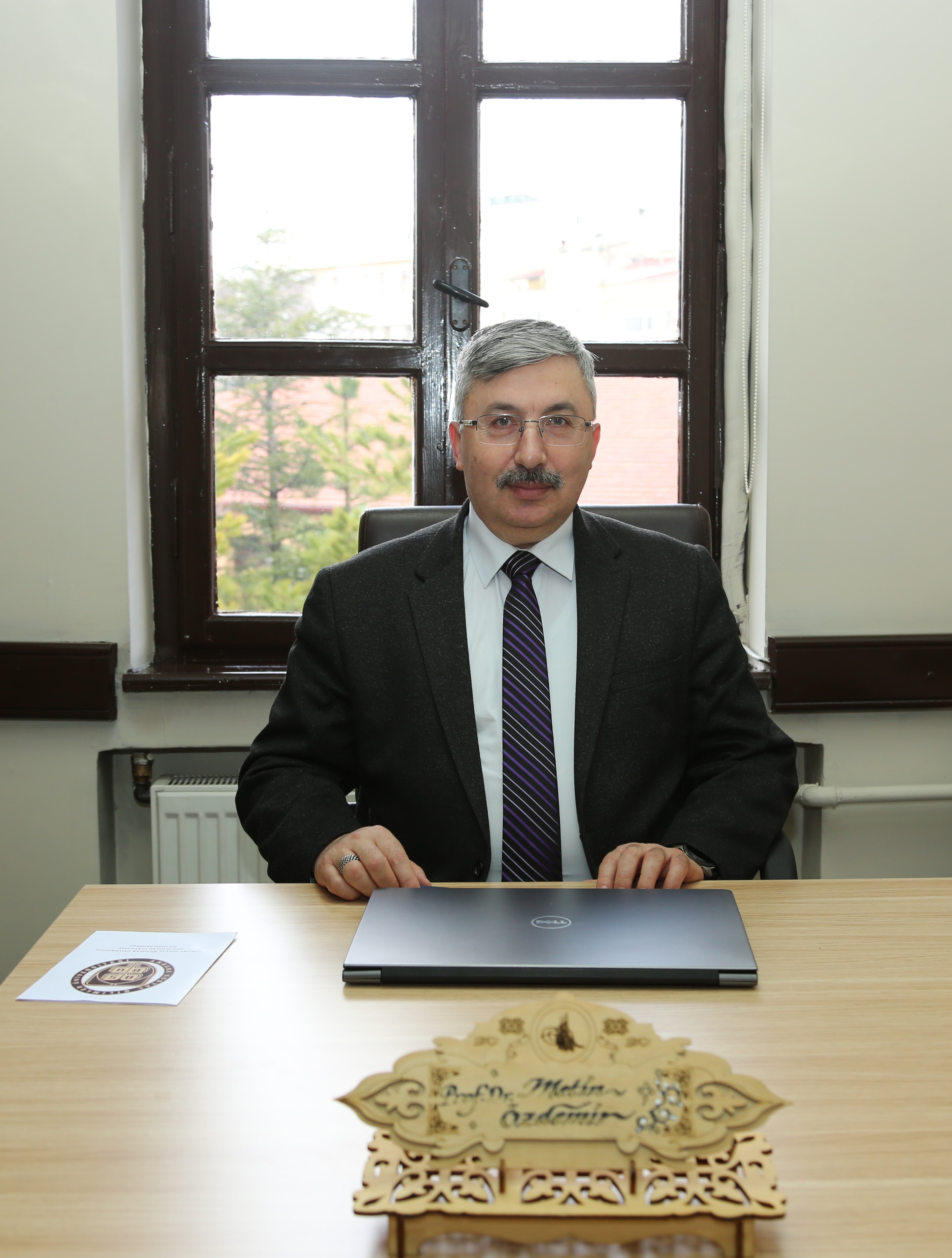 Prof. Metin ÖZDEMİR Prof. Metin ÖZDEMİR